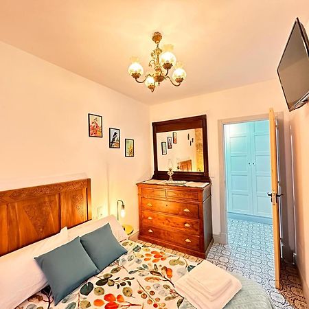 Apartamento A Casa Da Parrula Santiago de Compostela Exterior foto