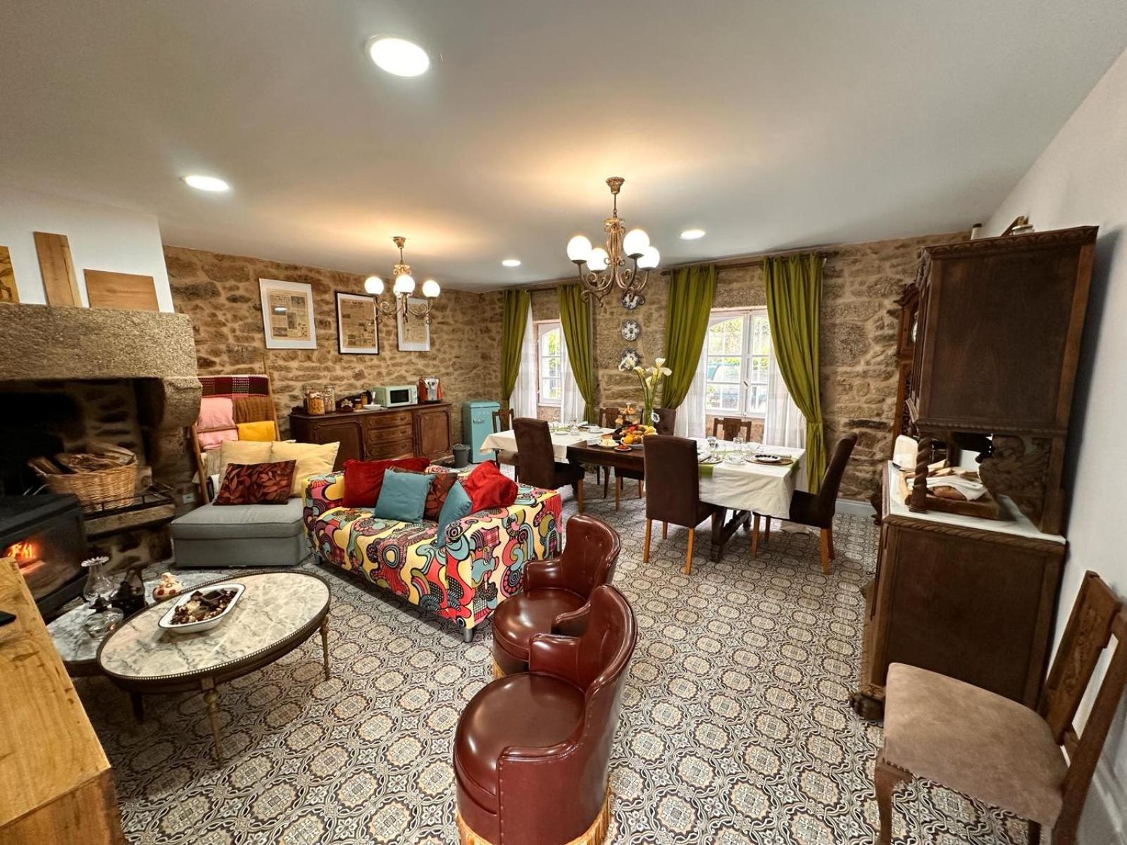 Apartamento A Casa Da Parrula Santiago de Compostela Exterior foto