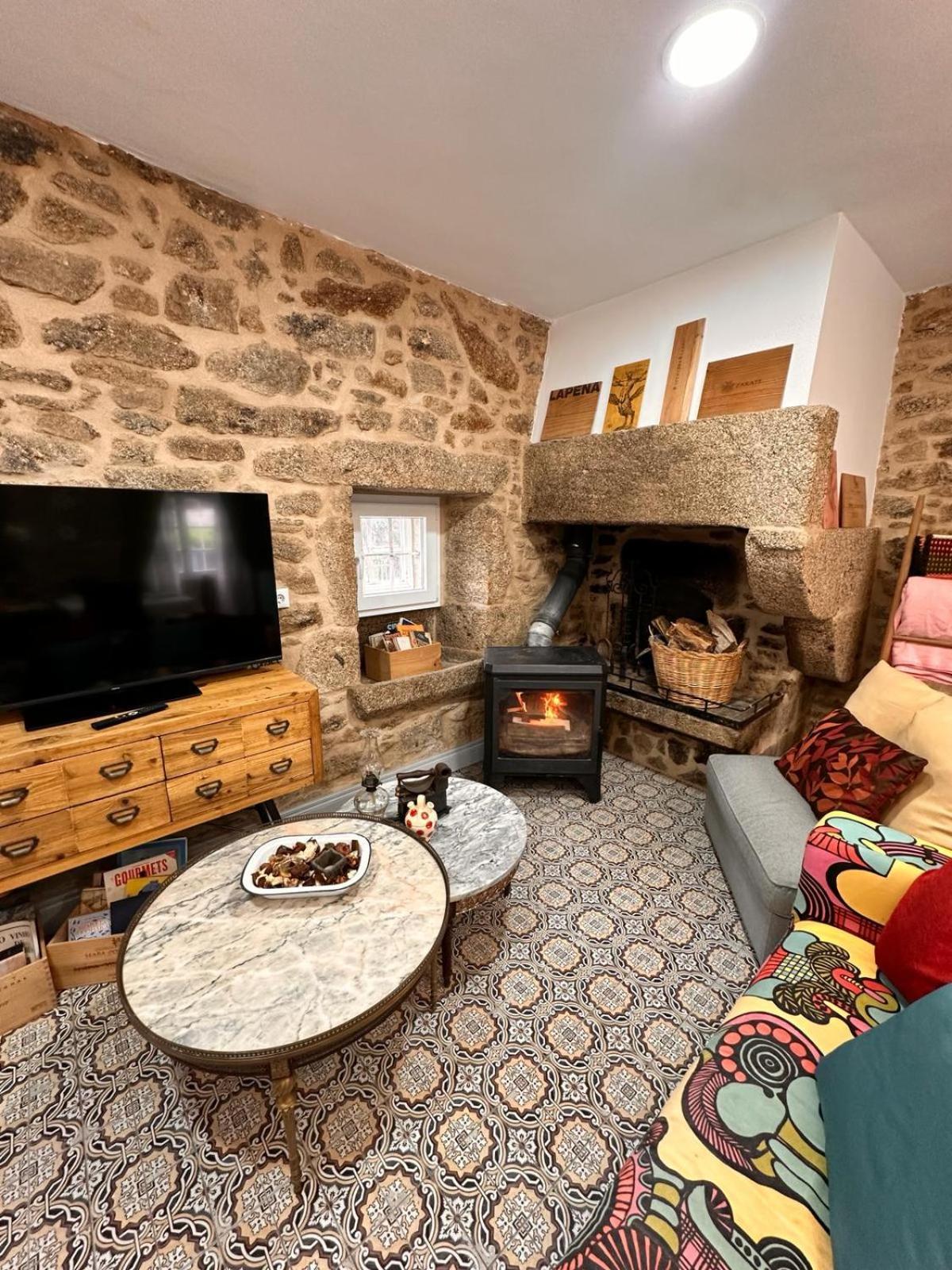 Apartamento A Casa Da Parrula Santiago de Compostela Exterior foto
