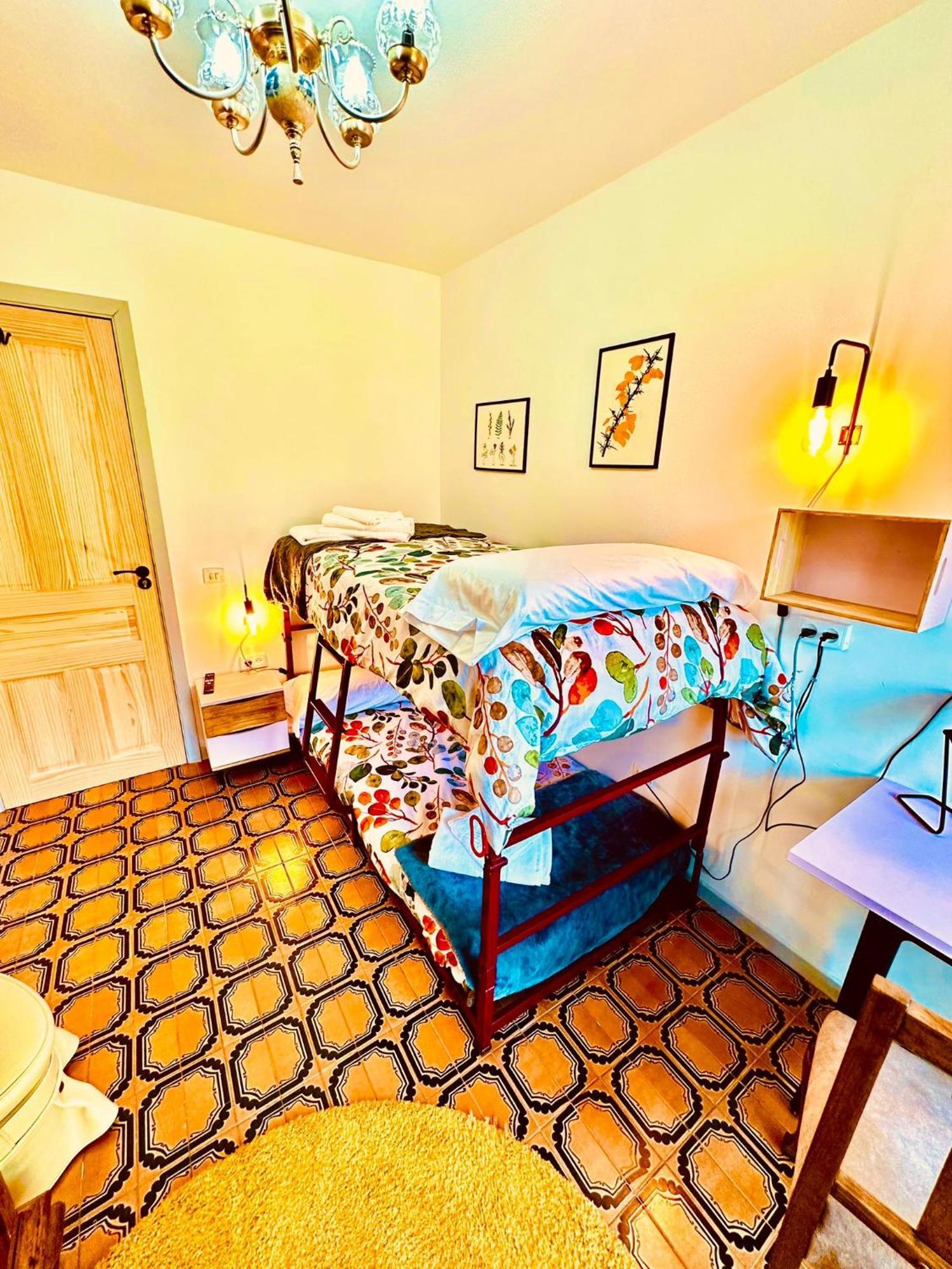 Apartamento A Casa Da Parrula Santiago de Compostela Exterior foto